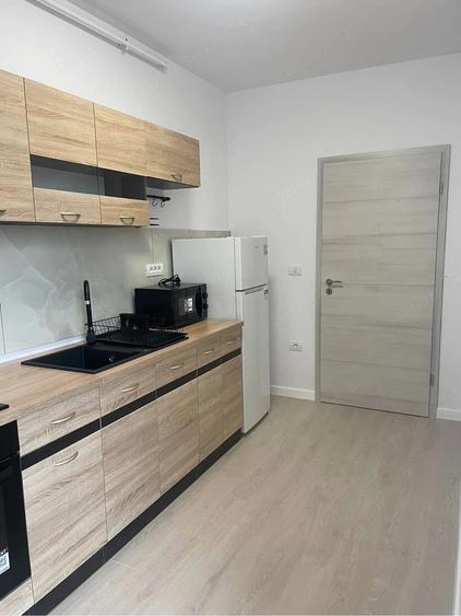 Apartament cu 2 camere decomandat în Giroc