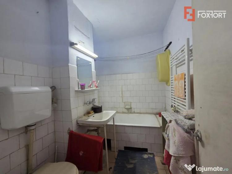 Apartament cu 4 camere, etaj 5/8, zona Micalaca - Arad (Arad) - 1