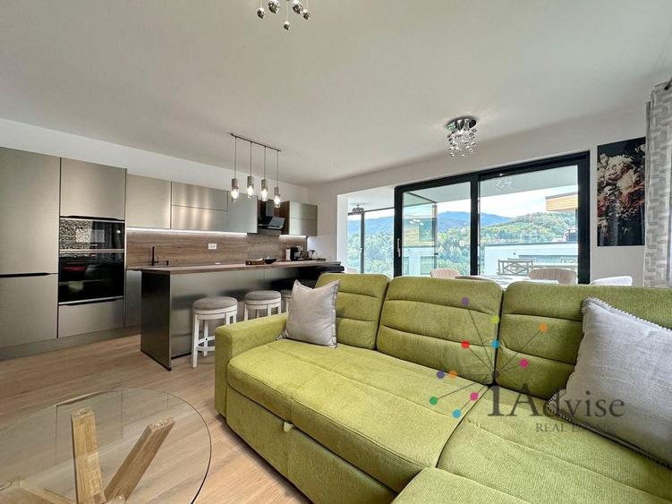 Apartament cu 3 camere decomandat, mobilat în Drumul Poienii