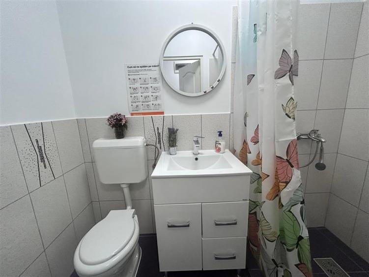 Apartament cu 2 camere decomandat, mobilat în Muncitoresc