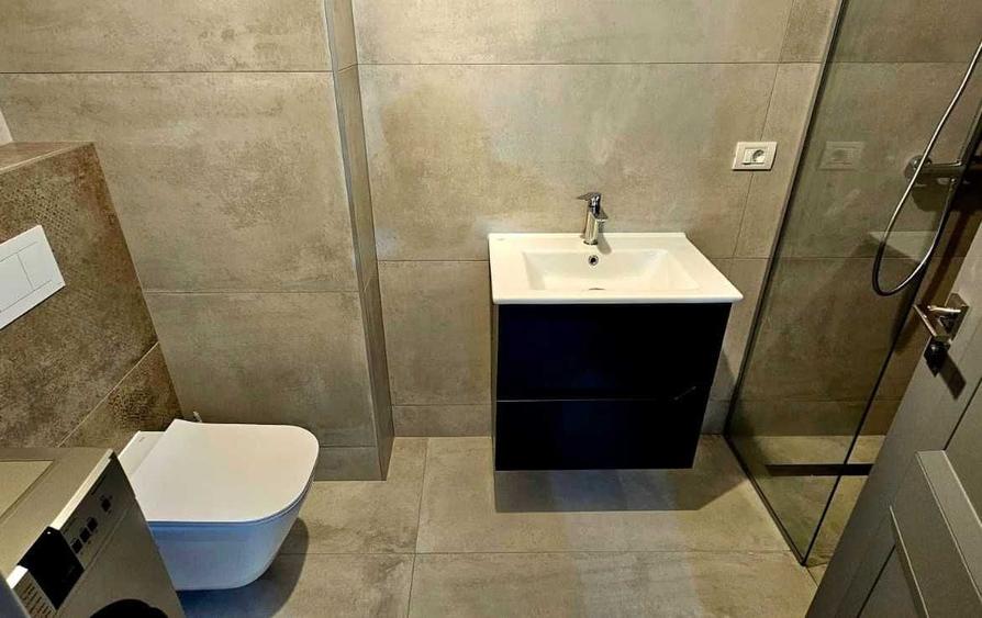 Apartament cu 2 camere decomandat în UTA