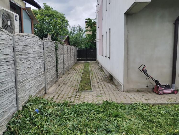 Apartament cu 2 camere semidecomandat în Cozieni