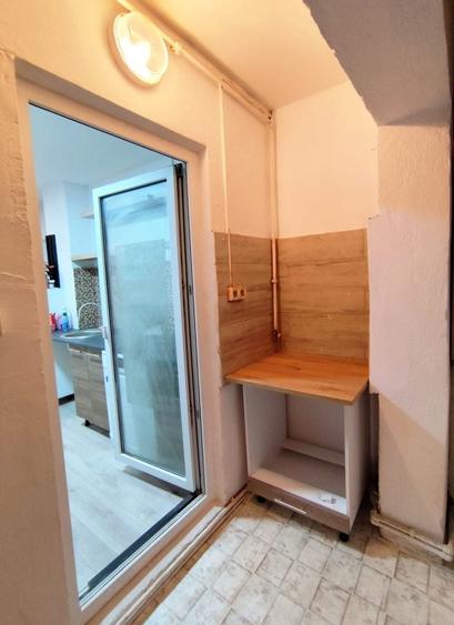 Apartament cu 3 camere decomandat, mobilat în CET
