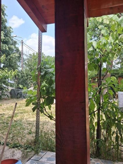 Casă individuală cu 3 camere decomandat cu Canalizare în UMT