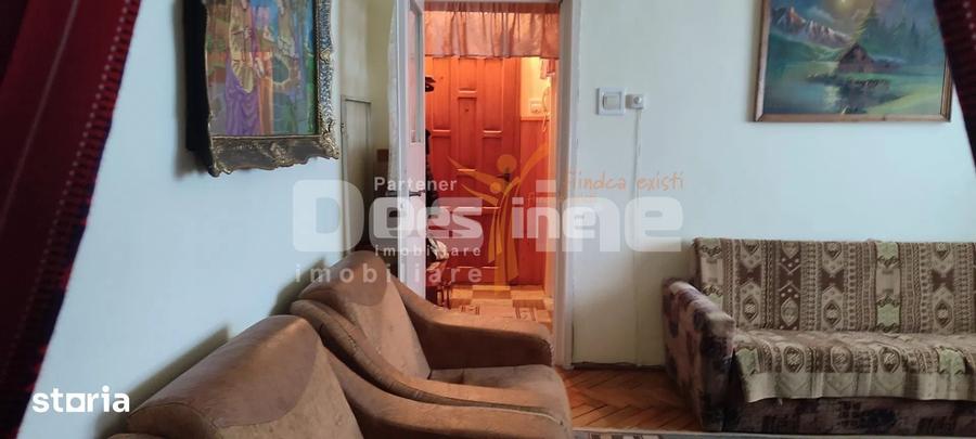 Apartament cu 2 camere semidecomandat, mobilat în Nord-Vest