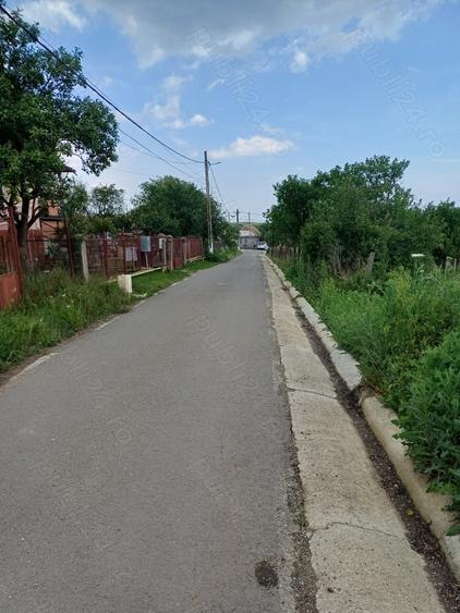 Teren de 1350 mp, în Tureni