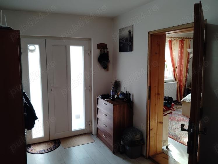 Casă cu 3 camere cu Teren 13000 Mp în Stănița