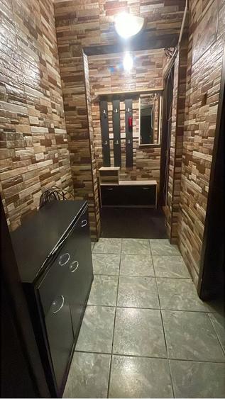 Apartament cu 3 camere semidecomandat în Ferentari