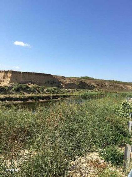 Teren de 4500 mp, în Murighiol
