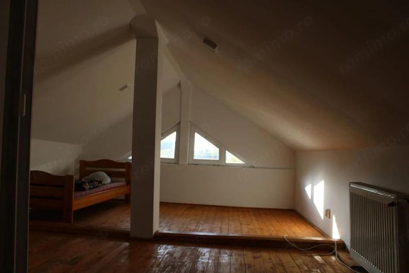 Casă cu Teren 1560 Mp în Crasna