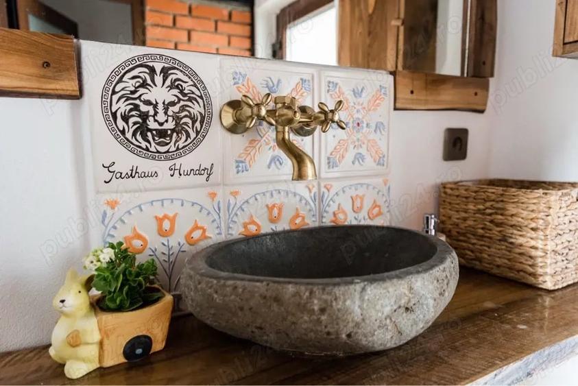 Spațiu comercial, de 5,000 mp, în Central