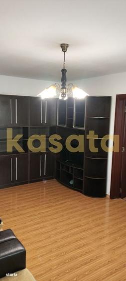 Apartament cu 2 camere decomandat în Păcii