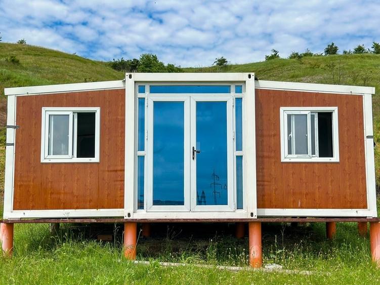 Casă cu 3 camere cu Teren 37 Mp în Exterior Vest