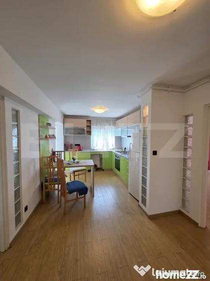 Apartament cu 2 camere decomandat în Central