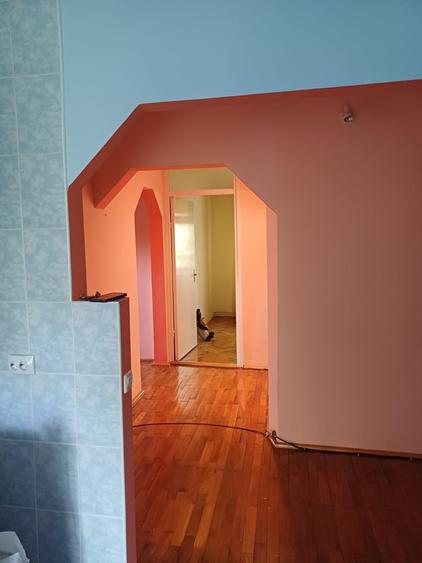 Apartament cu 3 camere decomandat în Aruncuta
