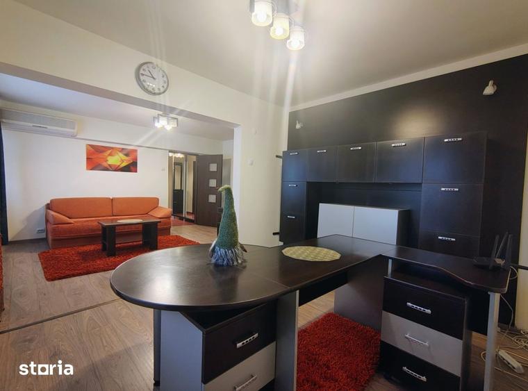 Apartament cu 4 camere, mobilat în Ultracentral