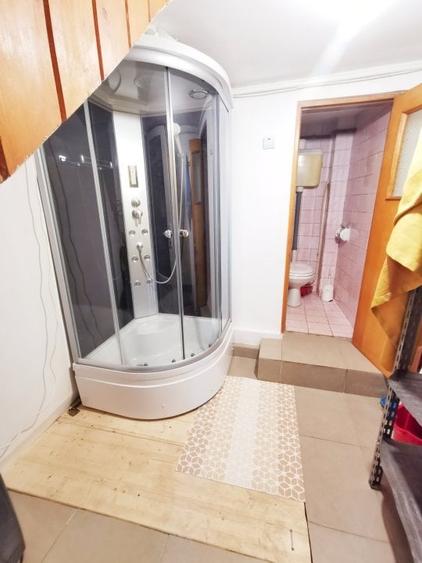 Apartament cu 2 camere semidecomandat, mobilat în Calea Călărașilor