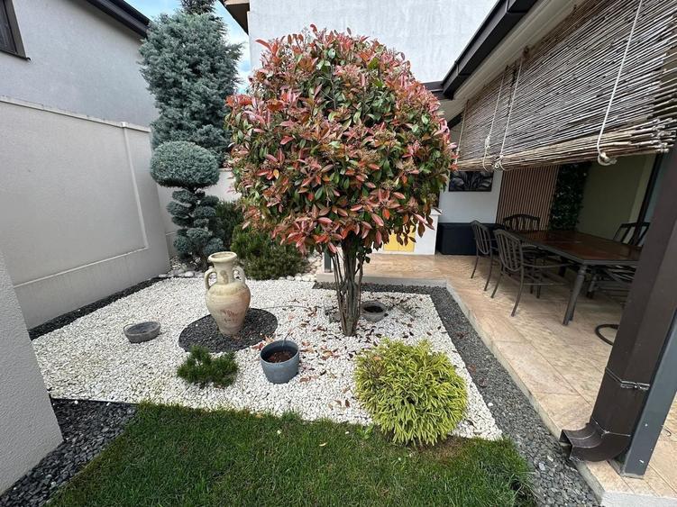 Duplex cu 5 camere cu Canalizare în Aradului