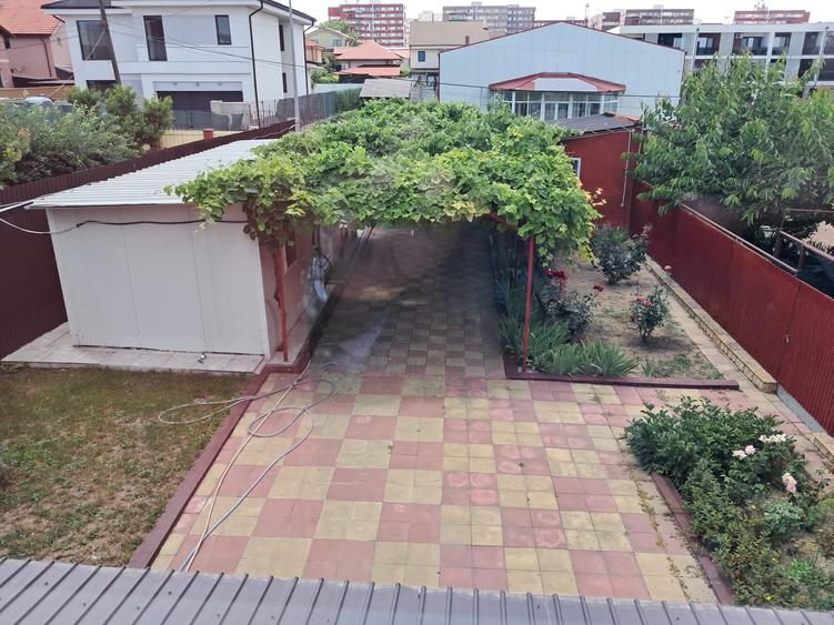 Vila P+M 3 camere + constructie separata - KAMSAS - 350.000 euro (Cod E2+E7) - 2