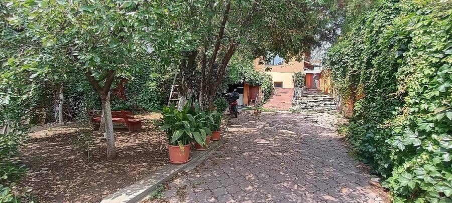 Casă cu Teren 410 Mp în Dobroești