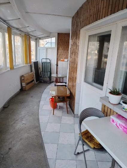 Apartament cu 2 camere decomandat în P-ța Mihai Viteazu