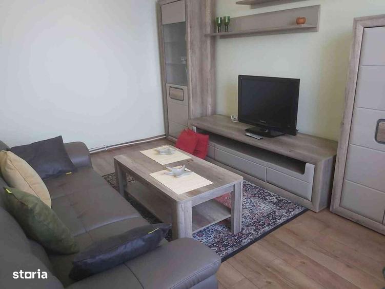 Apartament cu 3 camere decomandat în Ultracentral