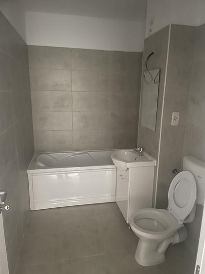 Apartament cu 2 camere decomandat în Sânpetru