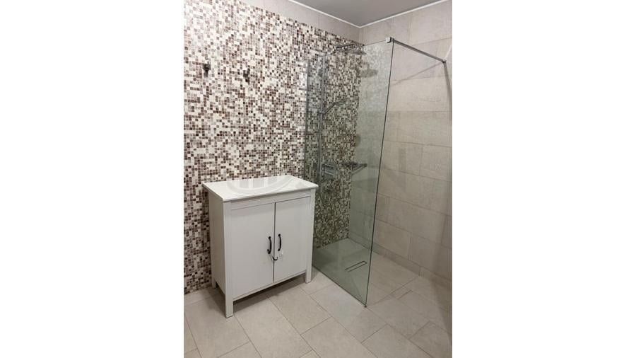 Apartament cu 4 camere decomandat, mobilat în Aviatorilor