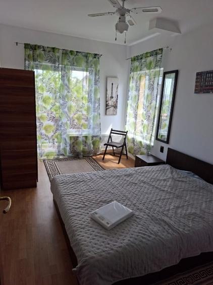 Duplex cu 5 camere cu Teren 220 Mp în Bună Ziua