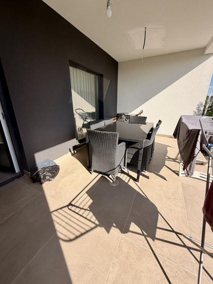Duplex cu 4 camere cu Canalizare în Dumbrăvița