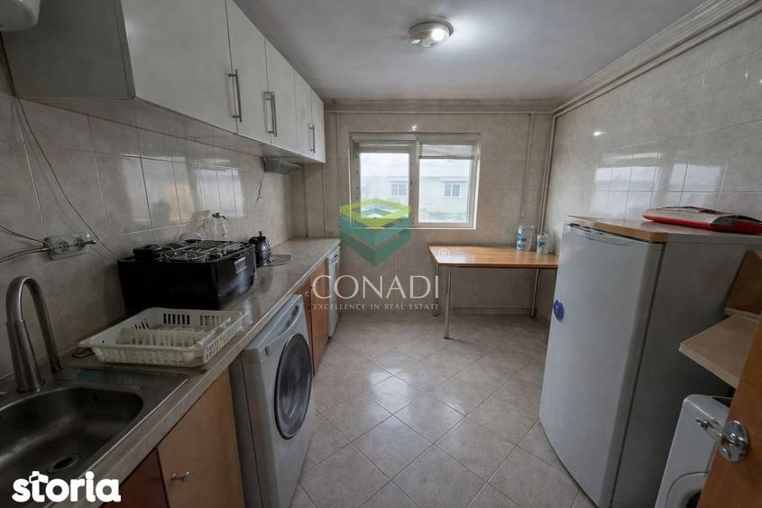 Apartament cu 4 camere decomandat în Eminescu