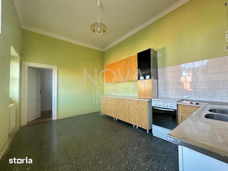 Apartament cu 4 camere în Central