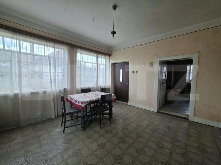 Casă individuală cu 3 camere cu Teren 3000 Mp în Viile Satu Mare