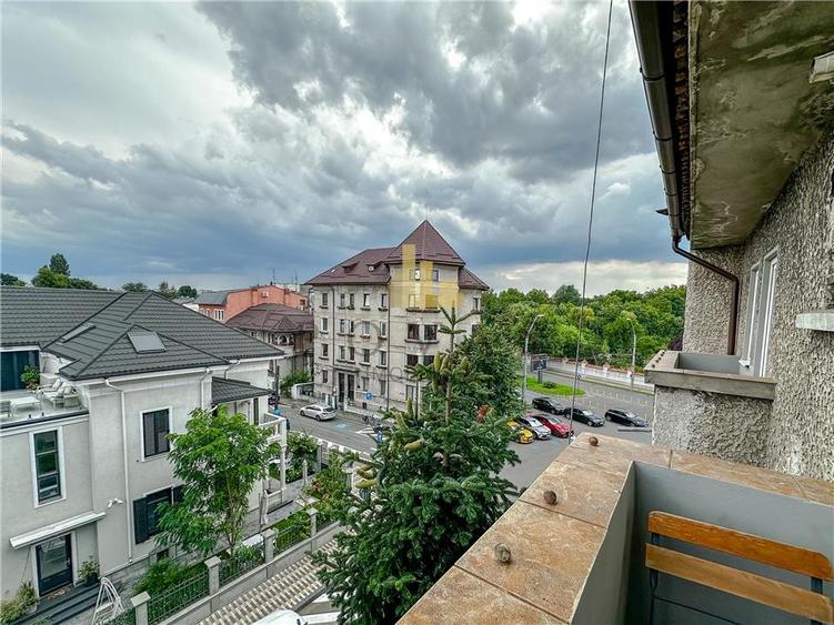 Apartament cu 2 camere semidecomandat, mobilat în Cotroceni