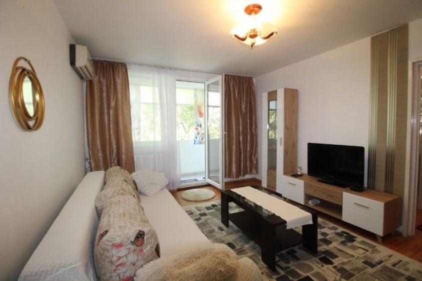 Apartament cu 2 camere decomandat, mobilat în Drumul Taberei