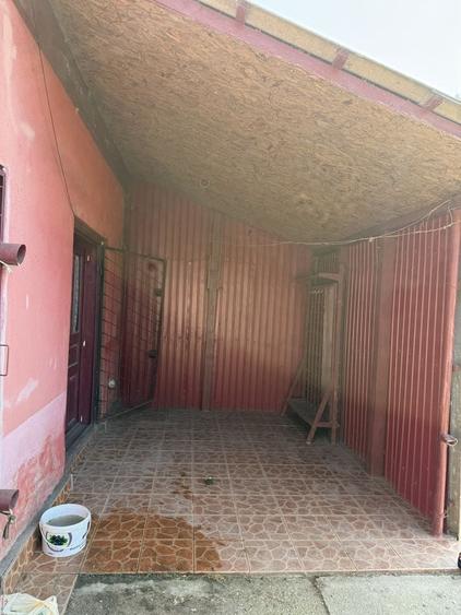 Casă cu 4 camere în Țigănești