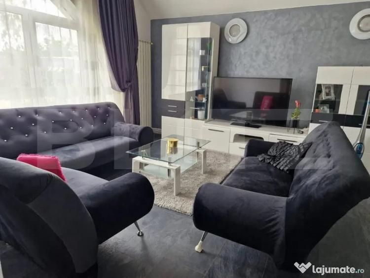 Casă cu 6 camere cu Teren 941 Mp în Sânmartin