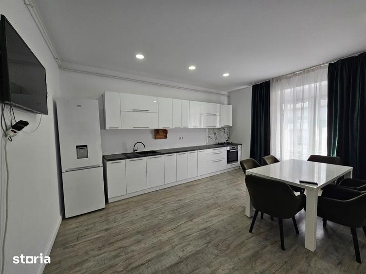 Apartament cu 3 camere decomandat în Burdea