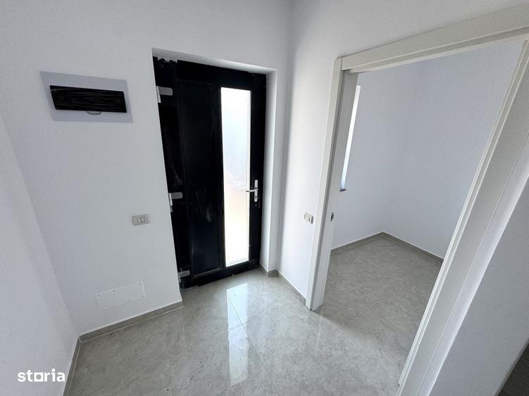Casă cu 4 camere cu Teren 300 Mp în Miroslava
