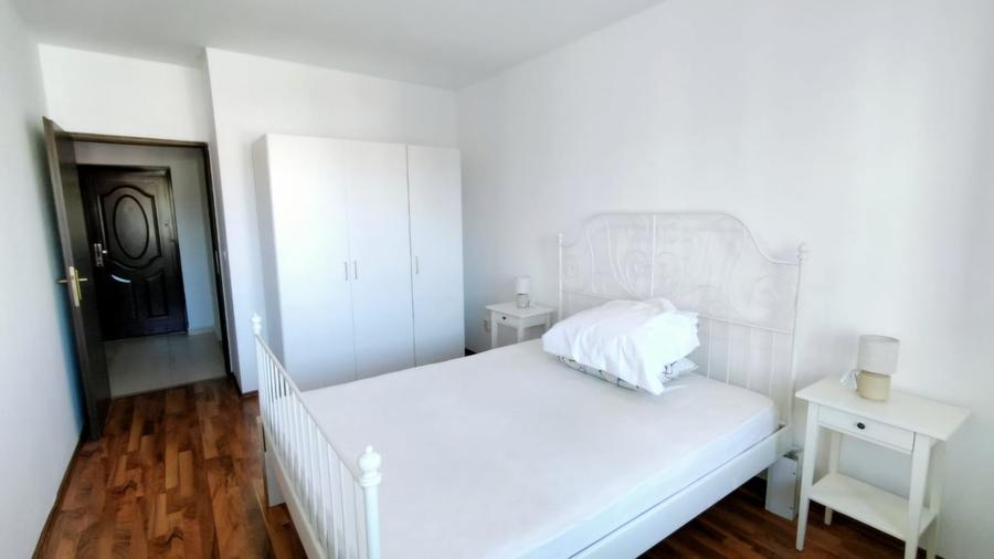 Apartament cu 2 camere semidecomandat, mobilat în Baciu