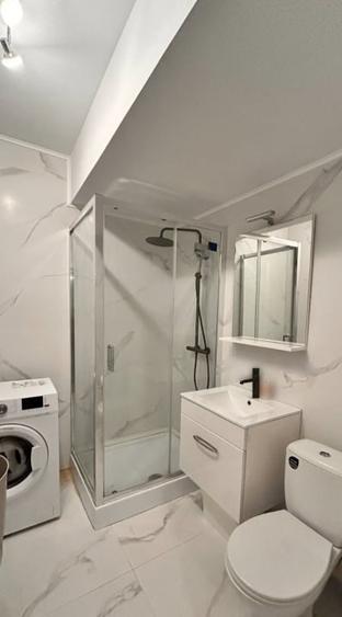 Apartament cu 2 camere decomandat, mobilat în Tomis Plus