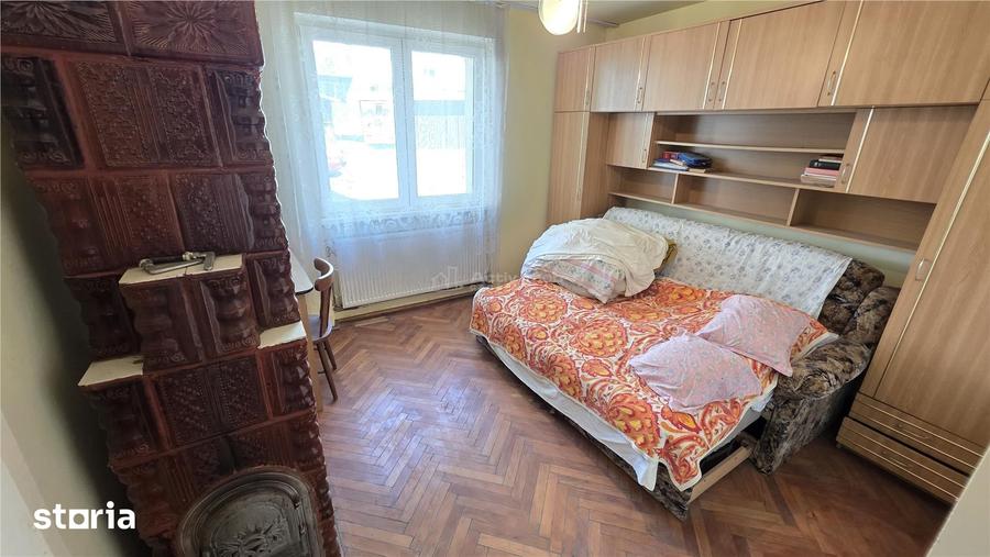 Apartament cu 2 camere decomandat, mobilat în Central
