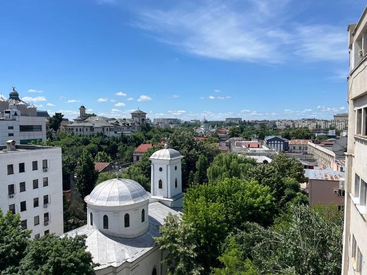 Apartament cu 3 camere decomandat, mobilat în Unirii