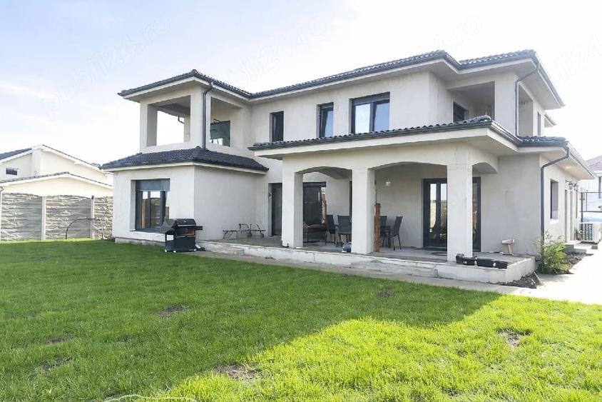 Casă cu Teren 750 Mp în Sânandrei
