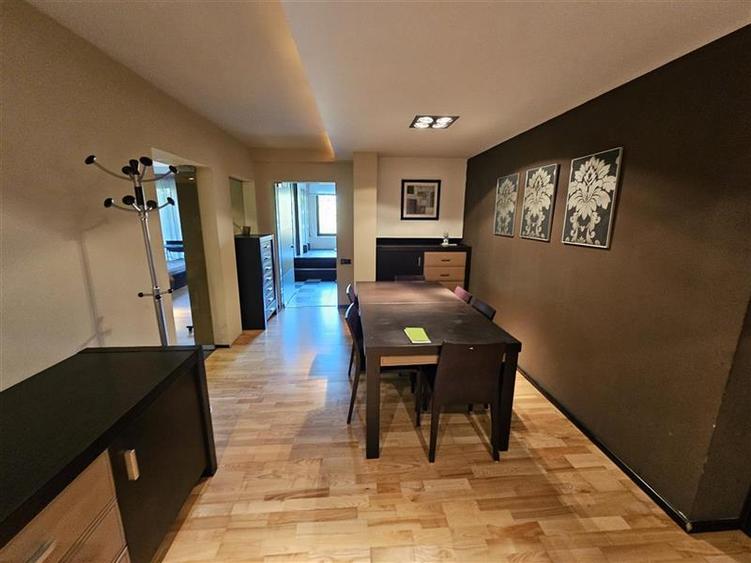 Apartament cu 2 camere semidecomandat, mobilat în Central
