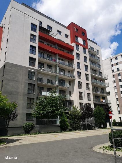 Apartament cu 3 camere în Tractorul