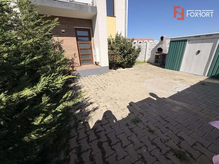 Duplex cu 3 camere cu Canalizare în Giroc