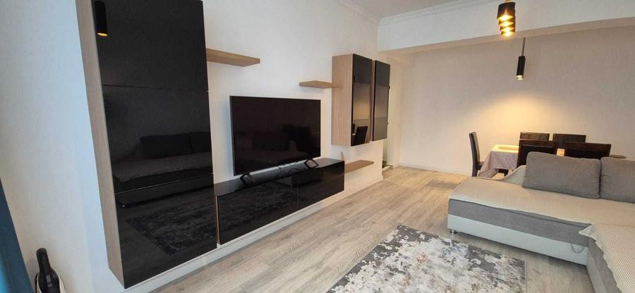 Apartament cu 2 camere decomandat în Energia