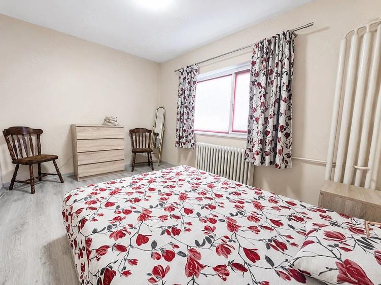 Apartament cu 2 camere semidecomandat în Girocului