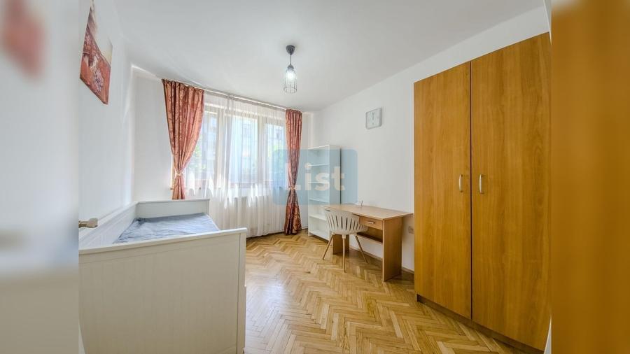 Apartament cu 3 camere decomandat, mobilat în Horea